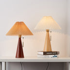 Lampe de table LED en bois et tissu plissé – style japonais
