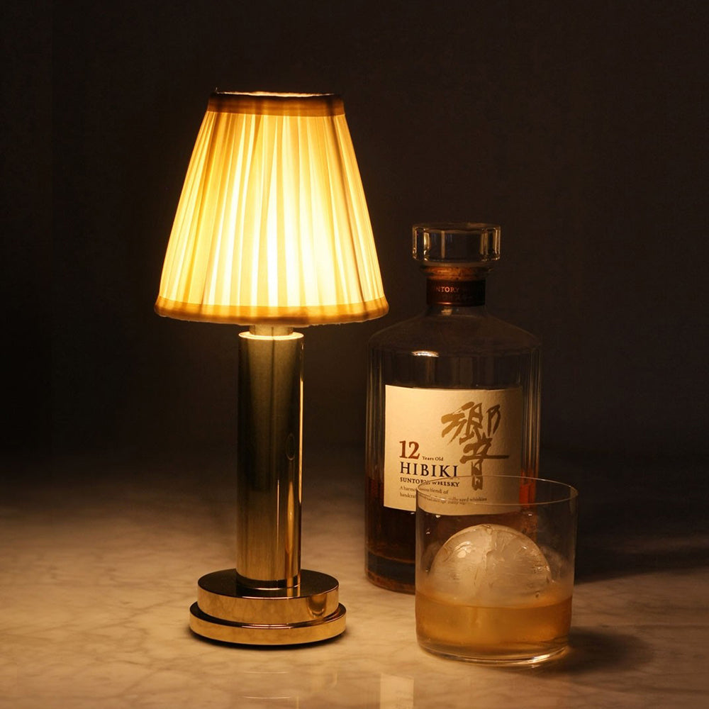 Lampe de table à abat-jour en tissu